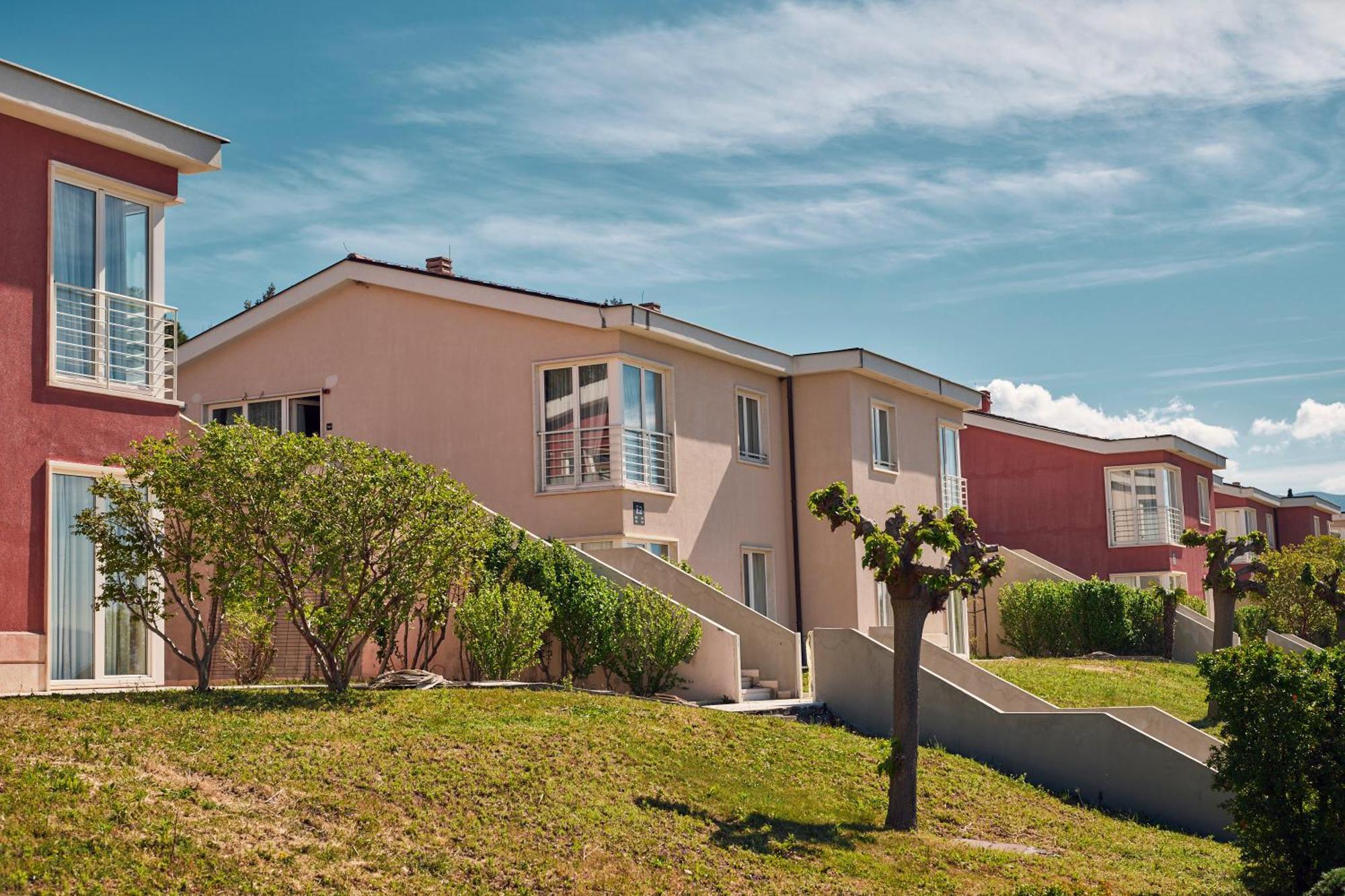Apartments Grand Novi Vinodolski Resort Luaran gambar