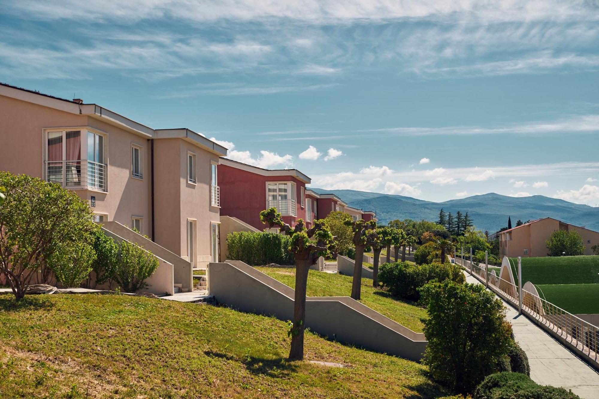 Apartments Grand Novi Vinodolski Resort Luaran gambar