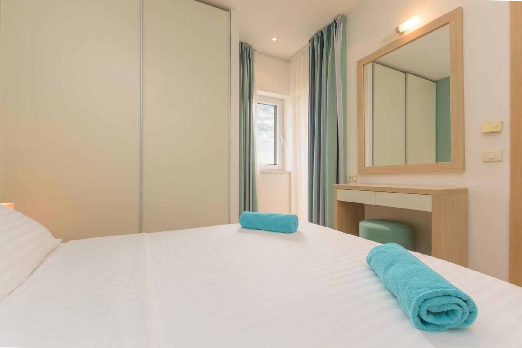 Apartments Grand Novi Vinodolski Resort Bilik gambar