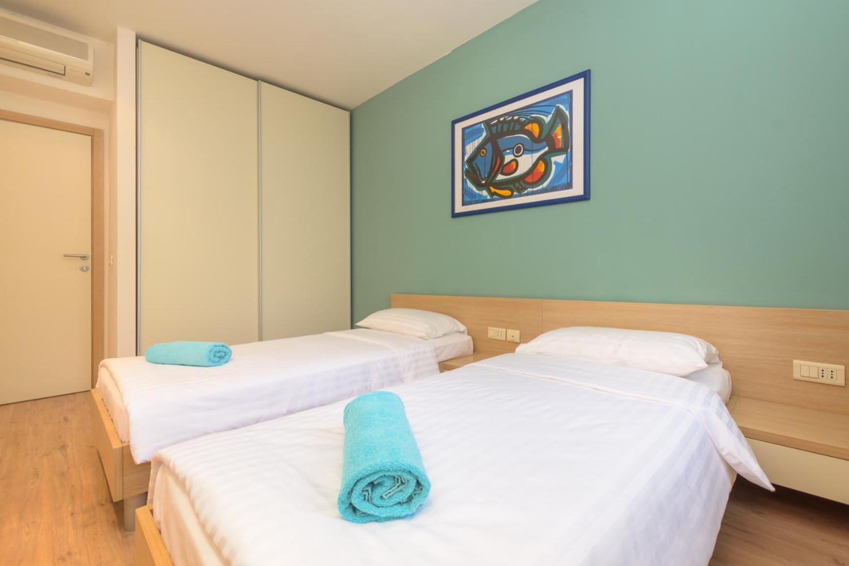 Apartments Grand Novi Vinodolski Resort Bilik gambar