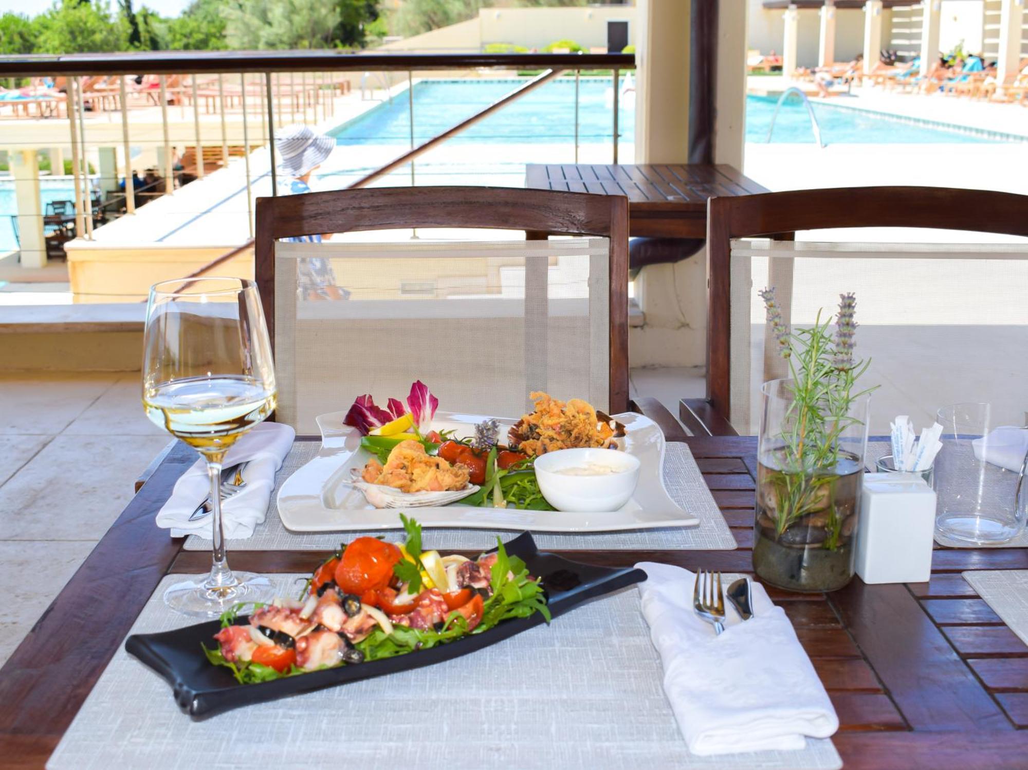 Apartments Grand Novi Vinodolski Resort Luaran gambar