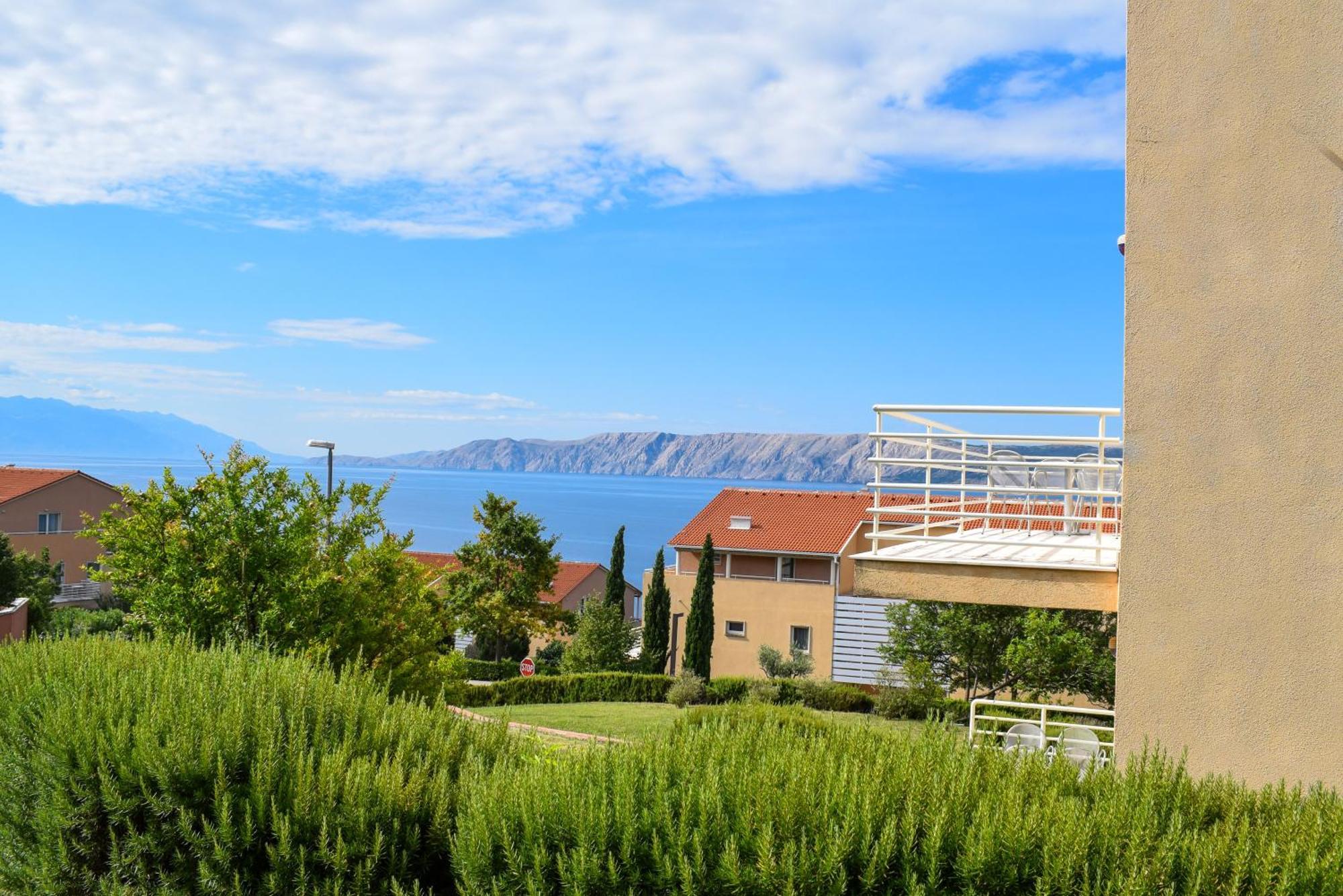 Apartments Grand Novi Vinodolski Resort Luaran gambar