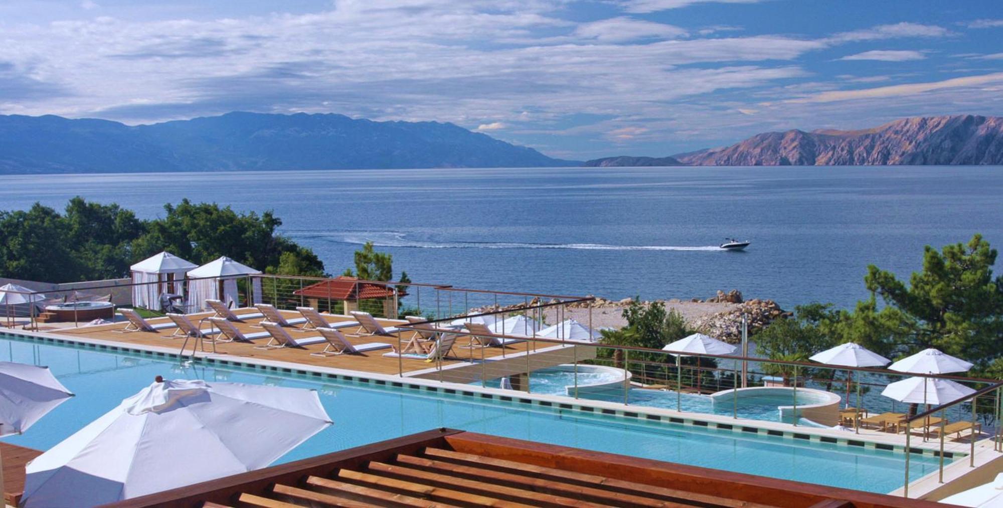 Apartments Grand Novi Vinodolski Resort Luaran gambar